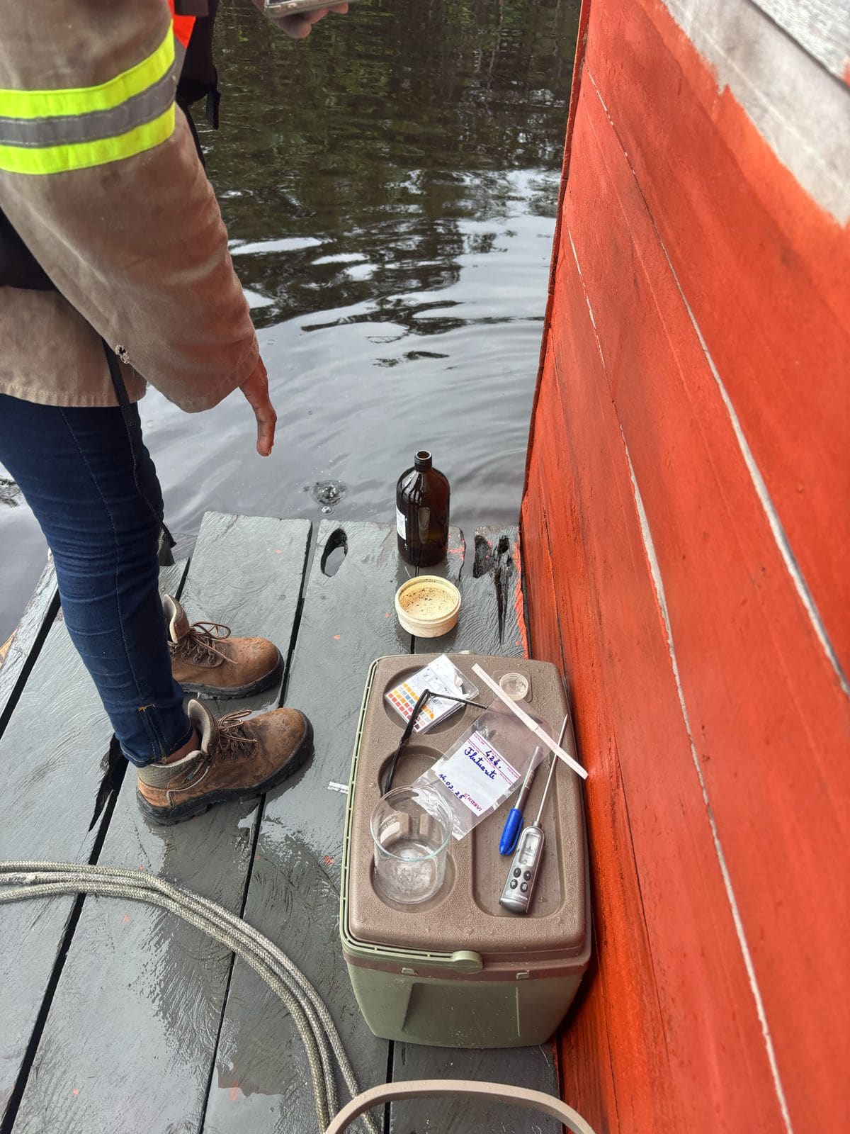 Flutuante Sombra da Lua